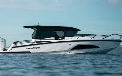 GC905 Gran Coupe 905 - Verunic Boat Rentals